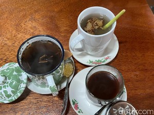 6 Fakta Menarik Warung Kopi Klotok Jogja yang Dikunjungi Jokowi dan Keluarga