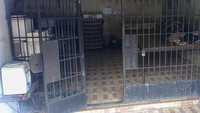 Penemuan kerangkeng yang berisi sejumlah warga di rumah Bupati nonaktif Langkat, Terbit Rencana Perangin Angin menggegerkan publik. Kerangkeng itu disebut oleh Terbit untuk tempat pembinaan pecandu narkoba.  