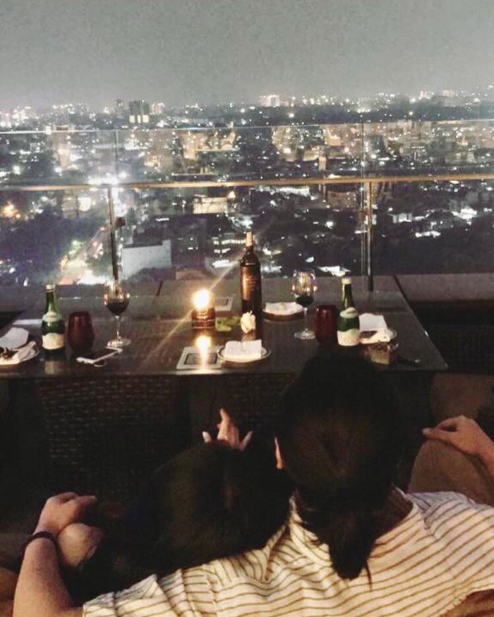 Ello Doyan Burger dan Nasi Goreng, Ini Keseruan Momen Makannya