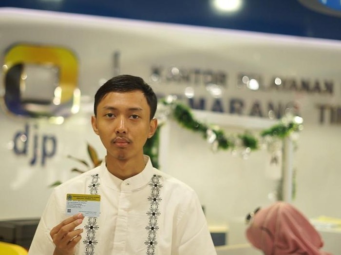 Ghozali Everyday Daftar Pajak, Mukanya Datar