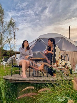 Cakep Nih, Glamping dengan Pemandangan Gunung dan Danau Batur