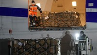 Seperti diketahui, hubungan Rusia dan Ukraina memanas beberapa waktu terakhir. Panasnya hubungan dua negara itu kian menjadi sorotan internasional akibat munculnya kabar Rusia berencana menginvasi Ukraina. AP Photo/Efrem Lukatsky.