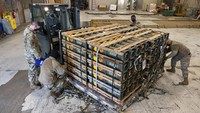 Bantuan senilai miliaran dolar itu termasuk bantuan keamanan dan non-keamanan. Mauricio Campino/U.S. Air Force via AP.