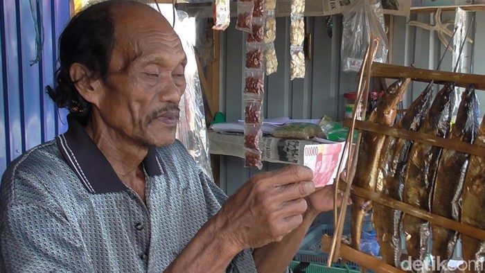 Korban peredaran uang palsu di Gorontalo (detikcom/Ajis Halid)