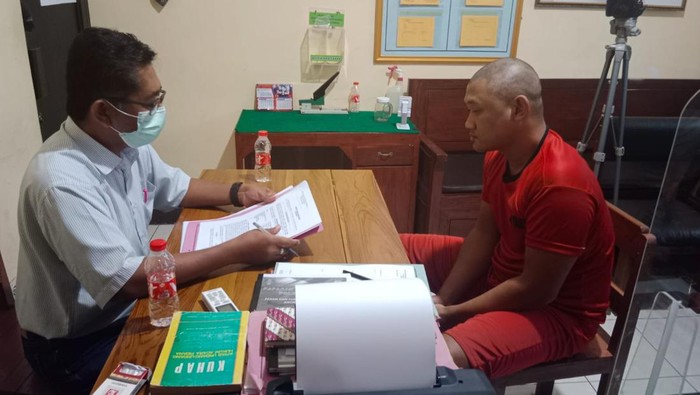 Kurir narkoba diperiksa karena menyelundupkan sabu-sabu ke Lapas Wonogiri.
