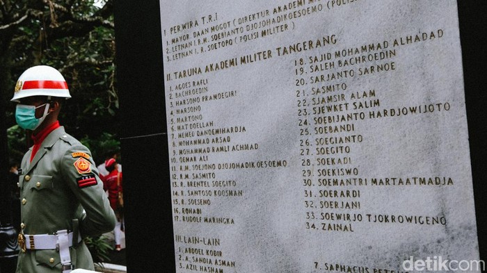 Tragedi Lengkong terjadi tepat pada tanggal 25 Januari 76 tahun lalu. Pertempuran ini membuat Mayor Daan Mogot hingga Letnan Soebianto Djojohadikoesoemo gugur.