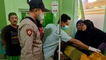 Ngeri! Perahu BBM Terbakar di Pelabuhan Gayam Sapudi Sumenep