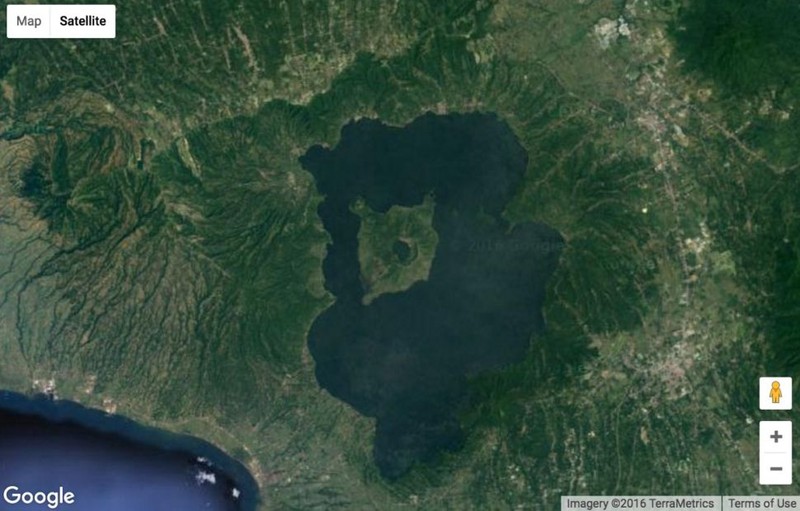 Pemandangan aneh Google Earth