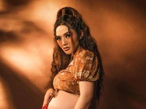 Makin Banyak Artis Indonesia Positif COVID-19, Siti Badriah Kena Saat Hamil Besar