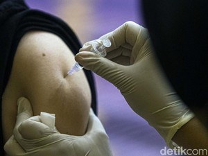 CDC Sebut Booster Ampuh Lawan Omicron Meski Efektivitas Turun dalam 4 Bulan