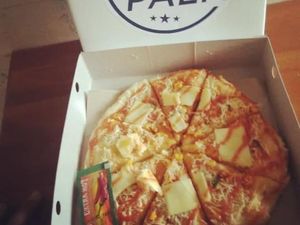 Berawal dari Coba-coba, Wanita Ini Kini Tekuni Bisnis Pizza Rumahan