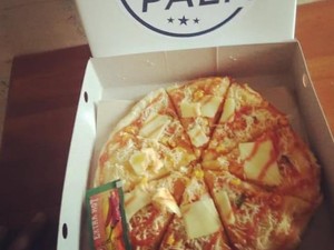 Berawal dari Coba-coba, Wanita Ini Kini Tekuni Bisnis Pizza Rumahan