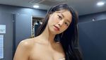 Seolhyun AOA Curi Perhatian, Seksi dengan Gaun Hitam