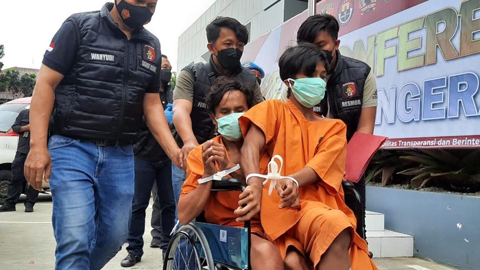 Tampang sopir dan kernet angkot di Balaraja, Tangerang yang rampok dan perkosa penumpang