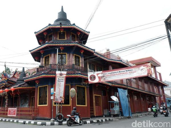 Vihara Tertua di Sukabumi Berhias Sambut Imlek