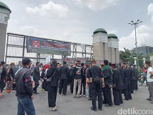 Demo Arteria di Depan DPR, Ini Desakan Masyarakat Sunda
