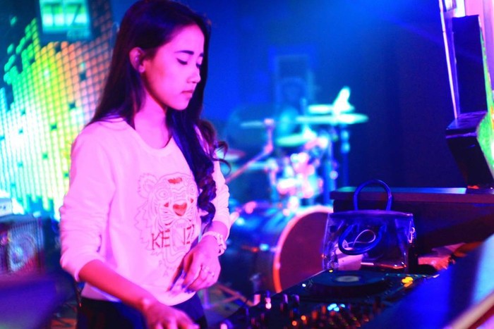 DJ Indah Cleo