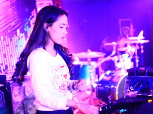 Potret Kenangan DJ Indah Cleo, Korban Tewas Bentrokan di Sorong