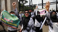 Ketum FGHNLPSI Heti Kustrianingsih mengatakan mereka tidak akan pernah berhenti berjuang sebelum pemerintah memberikan regulasi. 