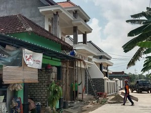 Warga Kampung Miliarder Tuban yang Ekonominya Sulit Hanya di Desa Ini