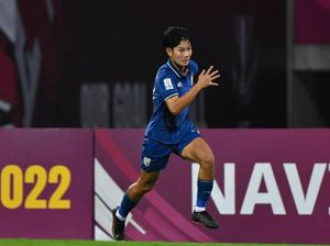 Striker Thailand yang Ganyang Indonesia Dulunya Latihan di Kuil