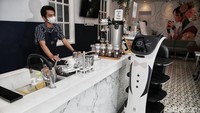 Robot kafe ini bernama Kittybot yang diciptakan oleh sebuah startup robotik di Shenzhen, China, bernama Pudu.