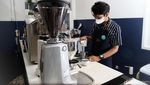 Berkenalan dengan Kittybot, Robot Kucing Pelayan Kafe di Pasar Baru