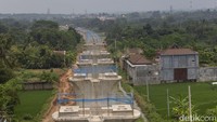 Rencana ini juga didukung oleh fakta di lapangan bahwa progres KCJB di semua lini konstruksi sudah mendekati 100 persen. 
