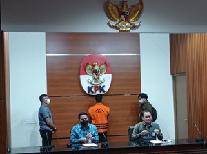 Belum Ditahan KPK, Eks Dirjen Kemendagri Tersangka Suap Dana PEN Ngaku Sakit