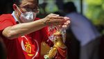 Gotong Royong Bersihkan Klenteng Fuk Ling Miau Yogya Sambut Imlek