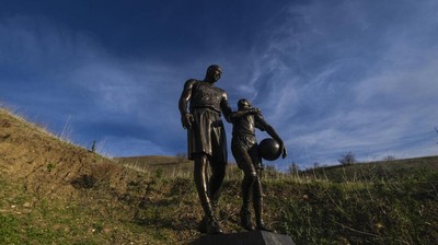 Mengenang 2 Tahun Kepergian Kobe Bryant dari Lokasi Kecelakaan