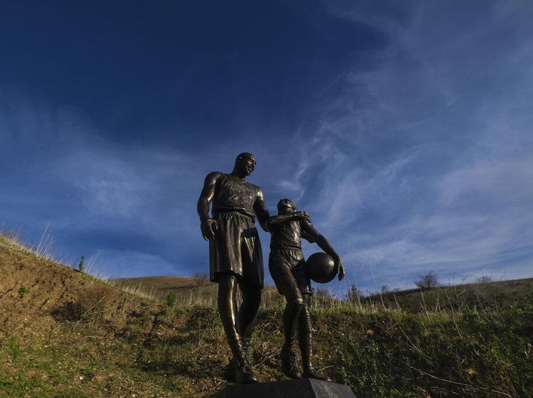 Mengenang 2 Tahun Kepergian Kobe Bryant dari Lokasi Kecelakaan