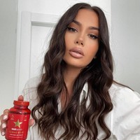 Jelena PericJelena dijuluki Kim Kardashian dari Kroasia. Ia adalah salah satu selebgram paling populer di sana. Popularitas makeup artist itu bisa dibilang terbantu berkat kemiripannya dengan sang selebriti. Dianggap mirip Kim di sejumlah video YouTube-nya, Jelena mengaku tidak berusaha mengikuti siapa-siapa.Foto: Instagram