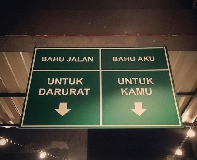 Bahu aku untuk kamu, tapi kamunya lebih memilih dia.. Nasib deh kalau gitu. Foto: Instagram/@awreceh.id