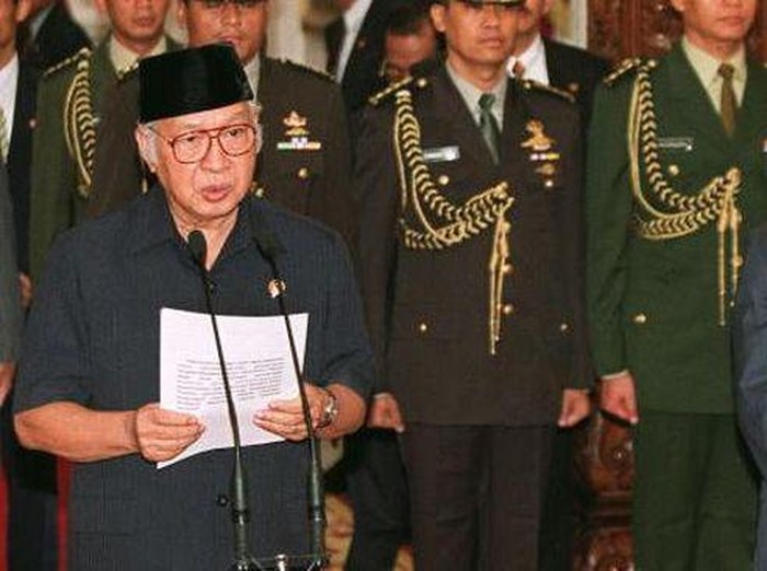 Presiden Soeharto mengundurkan diri