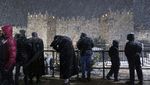 Saat Salju Guyur Komplek Masjid Al Aqsa