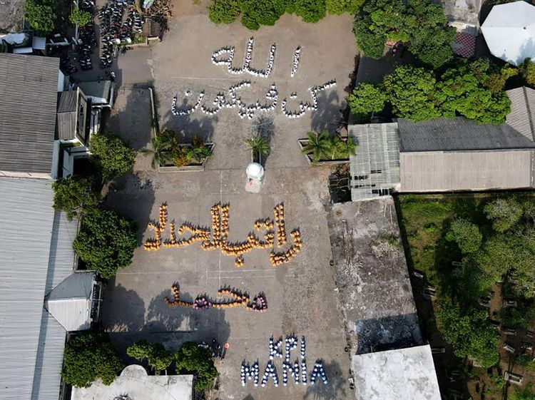 Begini Saat Ribuan Santri di Jember Salurkan Kreativitas