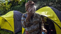 Berbagai ritual pun dilaksanakan sebagai syarat pertunjukan berjalan dengan baik dan lancar.  