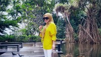 Syahrini lebih banyak mengurus bisnisnya. Foto: Instagram Syahrini