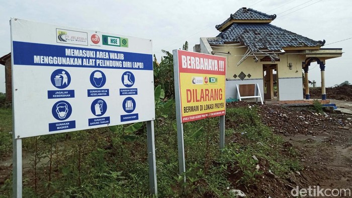 4 Masjid di Klaten Ini Diterjang Proyek Tol Yogya-Solo Empat masjid di Klaten terkena proyek jalan tol Yogya-Solo. Masjid-masjid tersebut masih berdiri dan belum dirobohkan.