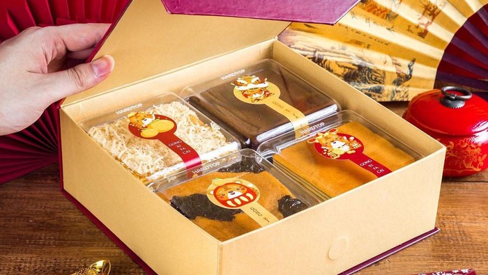 5 Rekomendasi Beli Lapis Legit Buat Hampers dan Suguhan Imlek