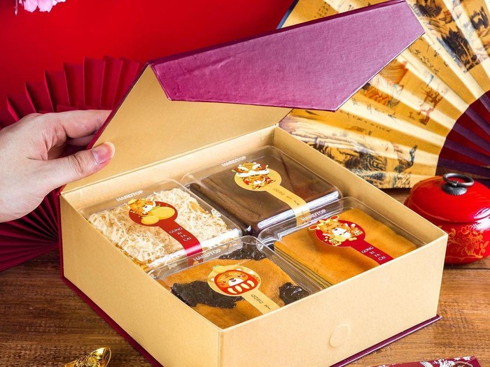 5 Rekomendasi Beli Lapis Legit Buat Hampers dan Suguhan Imlek