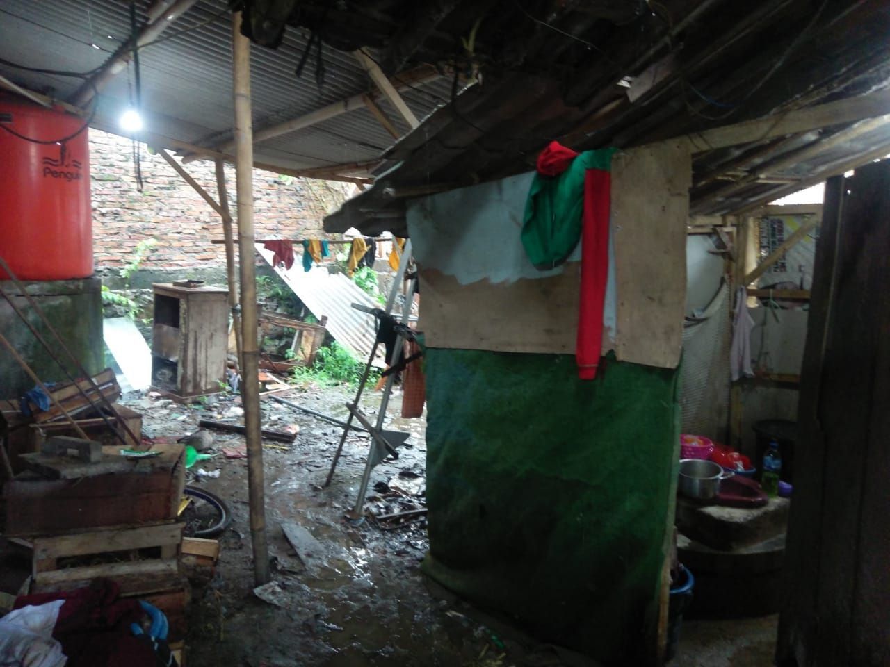 Atap-Dinding Panti Asuhan Bolong, Anak-anak Yatim Piatu Ini Butuh Bantuan
