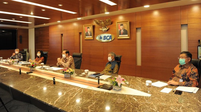 BCA paparkan hasil kinerja keuangan sepanjangan tahun 2021. Diketahui, pada 2021 penyaluran kredit untuk sektor-sektor berkelanjutan mencapai Rp154,4 triliun.