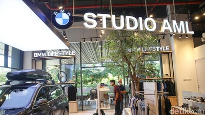 Sentuhan Kemewahan BMW Studio di Tanjung Barat, Jaksel