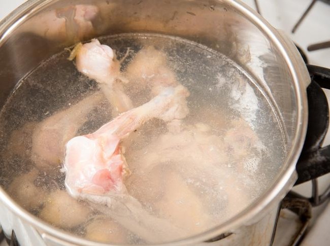 Manfaat Kaldu Tulang untuk Kesehatan Kulit