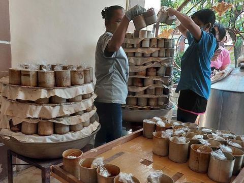 Kue Keranjang di Surabaya Diburu Jelang Imlek