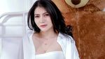 Kenalkan Loli Auristela, Si Cantik Asisten Pribadi Baru Hotman Paris
