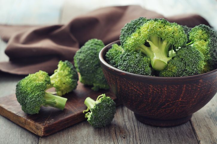 Makanan Mentah yang Bahaya Jika Dikonsumsi