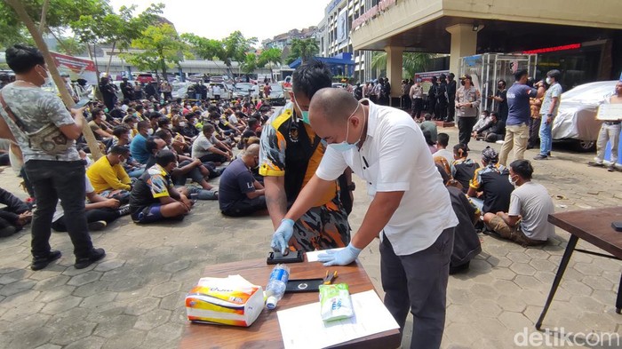 Polda Jateng mendata para anggota GMBI asal Jawa Tengah yang ikut demo ricuh di Mapolda Jabar.